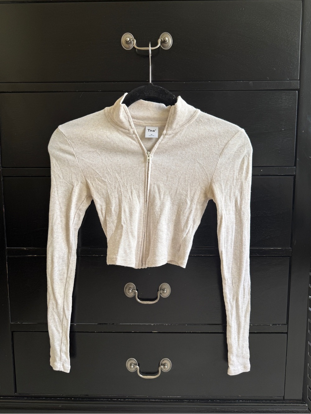 Aritzia Tna Cropped Zip-Up Long Sleeve Top